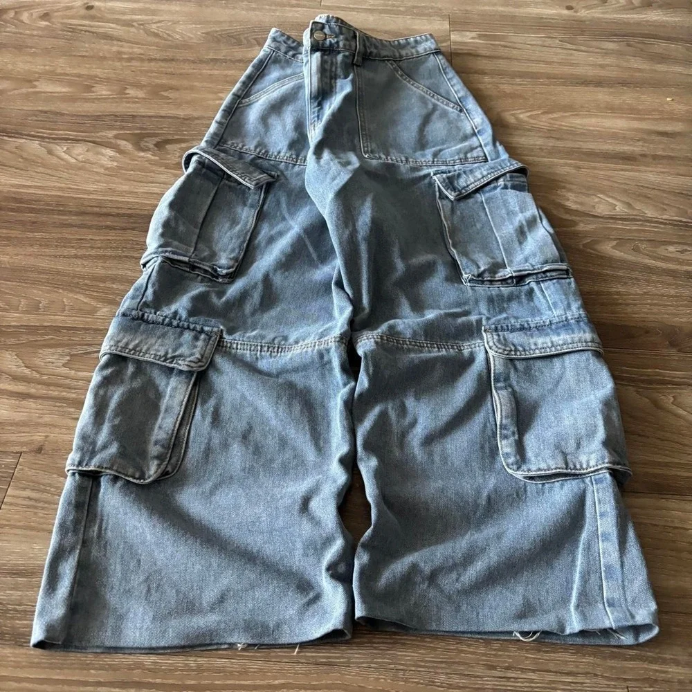 Vintage Y2K/2000s Baggy Streetwear Skater Cargo Jeans! 31x26